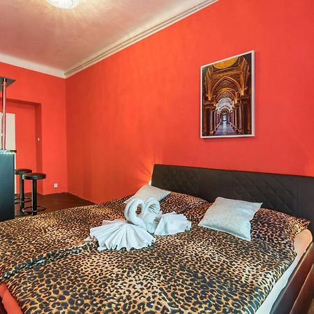 Apartman Exclusive Prague Whirlpool Exterior photo