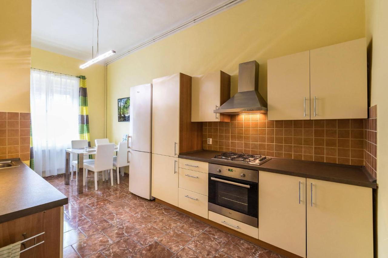 Apartman Exclusive Prague Whirlpool Exterior photo