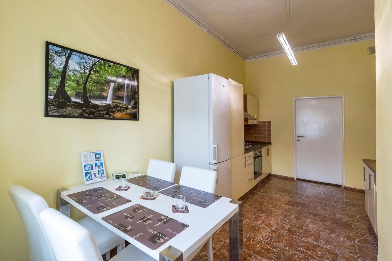 Apartman Exclusive Prague Whirlpool Exterior photo
