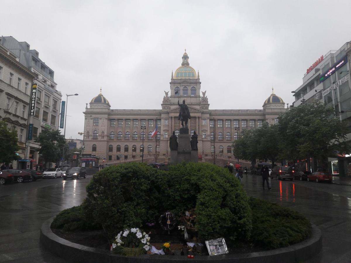 Apartman Exclusive Prague Whirlpool Exterior photo